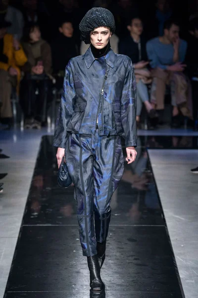 Look 43